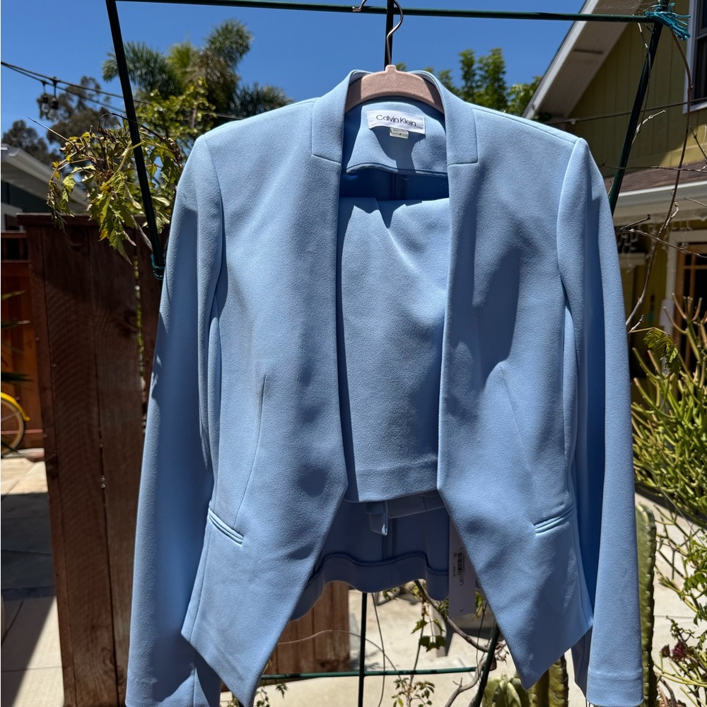 Calvin Klein NWT Women's Light Blue Blazer and Skirt Suit